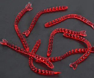 100 adet 0.3 g 2cm Simülasyon Solucan Solucanlar Yapay Sazan Balıkçılık sahte yemli olta takımı Yumuşak Yem Gerçekçi Balık Kokusu Lures Kırmızı Renk