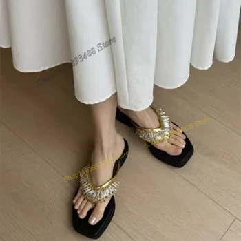 Altın Püsküller Dekor Flip Flop Terlik Kare Ayak Düz Kadın Ayakkabı üzerinde Kayma 2023 Yaz Moda Özlü Zapatos Para Mujere