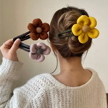AWAYTR Zarif Büyük Peluş Çiçek Saç Tokası 2022 Yeni Kore Tatlı Saç Pençe BB Klip Hairgrips Kadınlar için saç aksesuarları Headdress