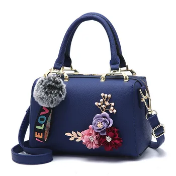 Yeni 2021 Moda Kadın Çanta Lüks Tasarımcı Deri Çiçek Dekor Çanta Crossbody Çanta kol çantası askılı çanta