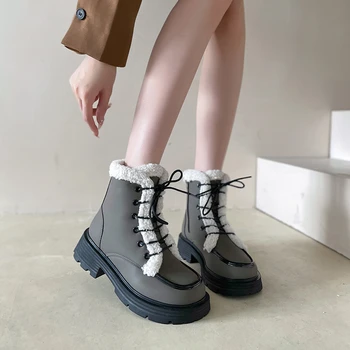 2023 Yeni Kış Botas Kadın Kar Botları Peluş Sıcak Yuvarlak Ayak Moda Ayak Bileği Süet Dantel-up Çizmeler Platformu pamuklu ayakkabılar